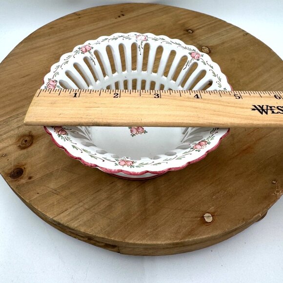 Italy Pottery Hand Painted 5.25” Reticulated Pierced Bow at Flowers - Picture 8 of 9